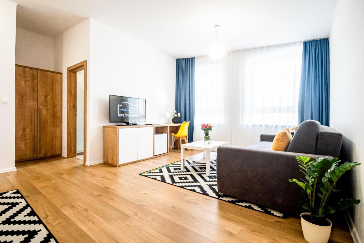 Hotel Squash Centrum Prievidza Exterior foto